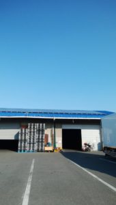 太陽光設置倉庫の写真